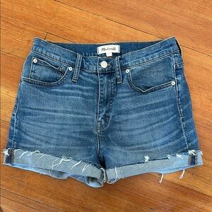 Madewell Women’s Denim Shorts in Medium Size 28